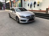 Bán chiếc Mercedes A250 AMG 2015 màu bạc