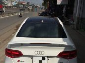 Bán ô tô Audi A4 năm 2010, màu trắng, nhập khẩu nguyên chiếc còn mới, giá chỉ 670 triệu