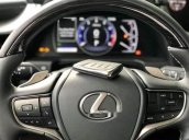 Bán xe Lexus ES 250 sản xuất 2019, màu trắng, nhập khẩu