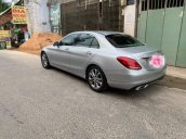 Cần bán xe Mercedes C200 sản xuất 2015