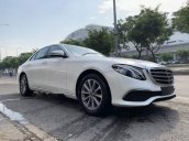 Cần bán xe cũ Mercedes E200 năm sản xuất 2018, màu trắng