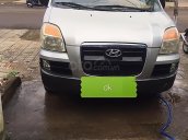 Cần bán Hyundai Grand Starex Van 2.5 MT đời 2004, màu bạc, nhập khẩu 