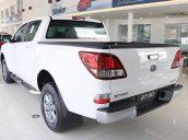 Bán Mazda BT 50 2.2L 4x4 MT năm sản xuất 2018, màu trắng, nhập khẩu nguyên chiếc giá cạnh tranh