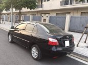 Cần bán gấp chiếc Toyota Vios 1.5E 2011 số sàn, màu đen, chính chủ gia đình tôi