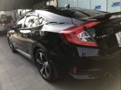 Cần bán Honda Civic 1.5L Tubor năm sản xuất 2017, màu đen, xe nhập 