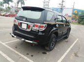 Bán Toyota Fortuner sản xuất 2015, màu đen, giá 820tr