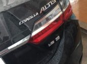 Bán xe Toyota Corolla altis sản xuất năm 2018, màu đen còn mới