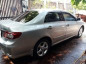 Cần bán xe Toyota Corolla altis 2011, màu bạc