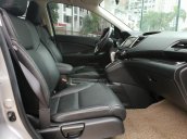 Cần bán xe Honda CR V 2.4 đời 2017, màu bạc