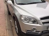 Xe Chevrolet Captiva sản xuất năm 2010, màu bạc số tự động