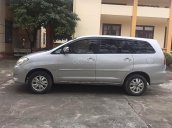 Bán Toyota Innova sản xuất 2011, màu bạc xe gia đình, 475tr