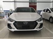 Cần bán Hyundai Elantra Sport 1.6 AT 2018, màu trắng