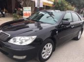 Cần bán gấp Toyota Camry đời 2002, màu đen