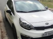 Bán ô tô Kia Rio sản xuất 2015, màu trắng số sàn