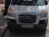 Cần bán Hyundai Starex Van 2.5 AT 2006, màu bạc, nhập khẩu nguyên chiếc chính chủ giá cạnh tranh