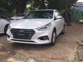 Hyundai Accent màu trắng số sàn xe giao ngay, hỗ trợ vay 85%, lãi suất ưu đãi. LH: 0903175312