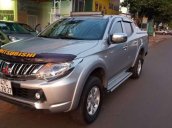 Cần bán Mitsubishi Triton sản xuất năm 2016, màu bạc, nhập khẩu, giá tốt