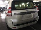 Bán xe Toyota Land Cruiser Prado VX năm sản xuất 2019, màu trắng, nhập khẩu nguyên chiếc