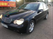 Bán xe Mercedes C200 đời 2002, màu đen, nhập khẩu nguyên chiếc