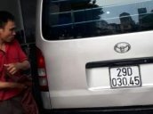 Cần bán gấp Toyota Hiace đời 2006, màu bạc chính chủ, giá tốt