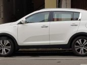 Cần bán gấp Kia Sportage đời 2011, màu trắng chính chủ