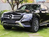 Bán Mercedes GLC 250 4Matic đời 2018, màu đen