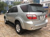 Cần bán xe Toyota Fortuner V 2.7 4x4 2011, màu bạc, xe nhập, 545 triệu