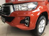 Bán xe Toyota Hilux 2.4E năm sản xuất 2018, màu đỏ, nhập khẩu