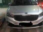 Bán xe Kia Sedona 3.3 AT năm sản xuất 2015, màu bạc