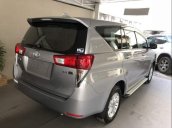 Bán xe Toyota Innova năm sản xuất 2019, màu bạc, giá tốt