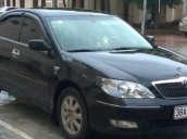 Cần bán lại xe Toyota Camry 3.0V năm sản xuất 2002, màu đen