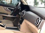 Cần bán gấp Mercedes GLK 250 sản xuất năm 2014, màu nâu