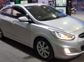 Cần bán Hyundai Accent năm 2015, màu bạc, xe nhập ít sử dụng