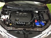 Cần bán Toyota Corolla altis 2.0 Sport đời 2018, màu đen, giá 932tr