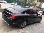 Cần bán gấp Mercedes C200 sản xuất 2015, màu đen