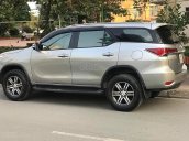 Bán Toyota Fortuner 2.7V 4x2 AT sản xuất năm 2016, màu bạc, nhập khẩu  