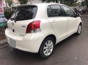 Bán Toyota Yaris 2010 tự động, nhập Nhật, màu trắng tuyệt