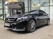 Bán ô tô Mercedes C300 AMG, đăng ký cuối 2018, màu đen