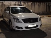 Bán Nissan Teana sản xuất 2011, màu trắng, nhập khẩu nguyên chiếc