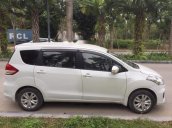 Cần bán gấp Suzuki Ertiga năm sản xuất 2017, màu trắng, xe nhập