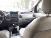 Bán ô tô Toyota Innova đời 2008, màu bạc  