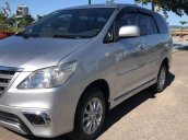 Bán Toyota Innova E đời 2014, màu bạc số sàn