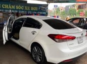 Bán ô tô Kia Cerato 2.0 sản xuất năm 2016, màu trắng chính chủ 