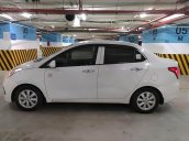 Bán Hyundai Grand i10 1.2 AT năm sản xuất 2016, màu trắng, nhập khẩu nguyên chiếc còn mới giá cạnh tranh