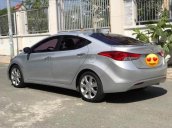 Bán Hyundai Avante đời 2010, màu bạc, nhập khẩu nguyên chiếc ít sử dụng