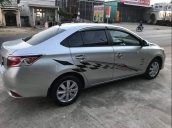 Cần bán gấp Toyota Vios đời 2015, màu bạc, xe nhập, số sàn, 440tr