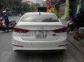 Bán ô tô Hyundai Elantra 2.0AT 2018, màu trắng, 665 triệu