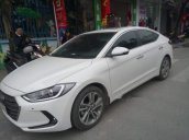 Bán ô tô Hyundai Elantra 2.0AT 2018, màu trắng, 665 triệu