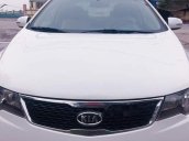 Cần bán Kia Forte 2011, màu trắng, số sàn