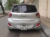 Cần bán lại xe Hyundai Grand i10 1.0MT đời 2015, màu bạc, xe còn mới và nguyên bản toàn bộ